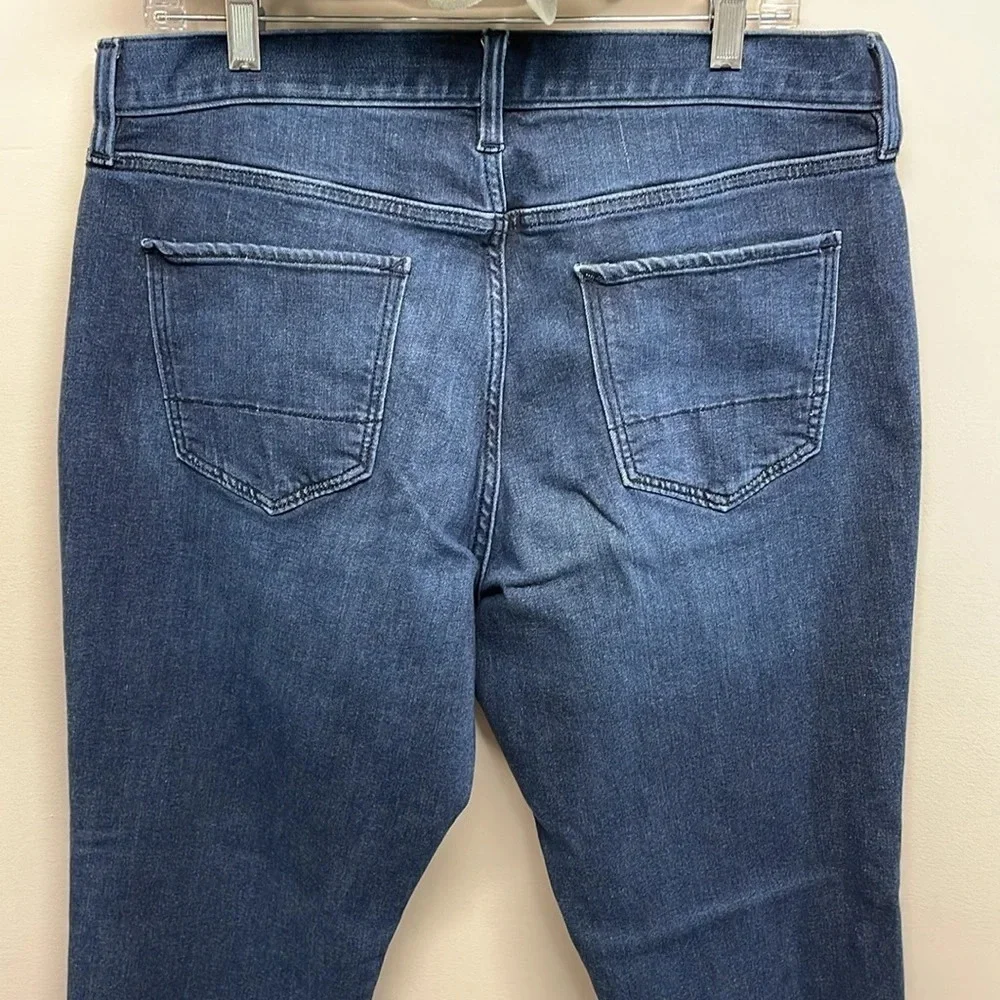 Banana Republic Travel Jean Athletic Fit Dark Rinse Denim 35x32